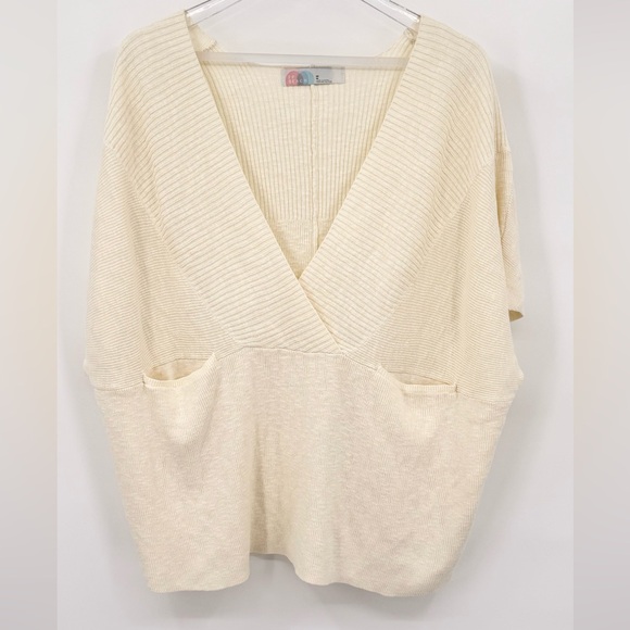 Free People Beach Jaclyn Sweater Top Oversized Casual Deep Neckline Cream Medium - Picture 4 of 9